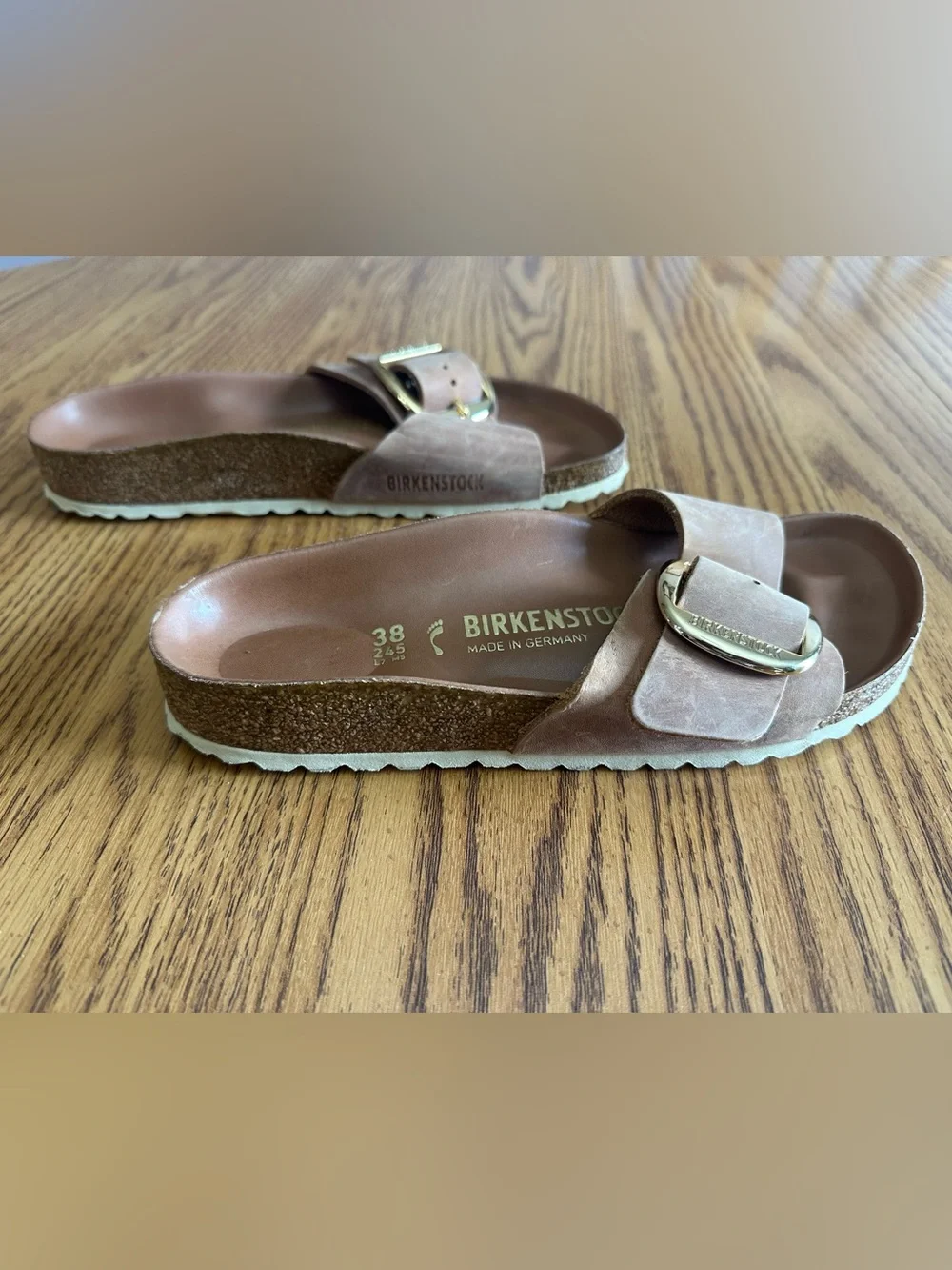 Birkenstock Women’s Tan Madrid Slide Sandals with Gold Buckles size 38